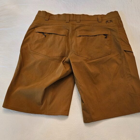 Kuiu Tiberon shorts size 40, 12 inch inseam color is Buck NWOT - Picture 2 of 5